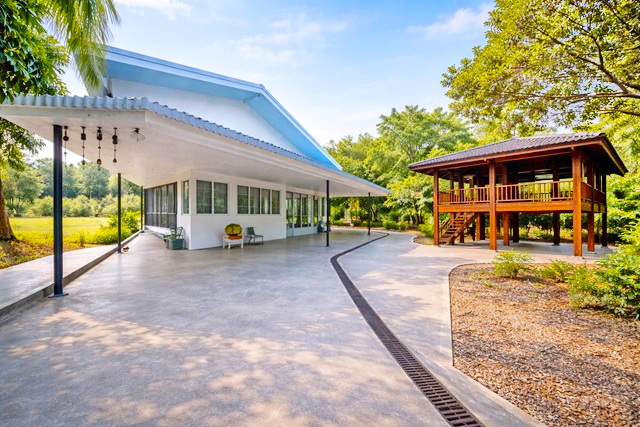 ให้เช่า 2 ชั้น 6นอน 3น้ำ  ถนนสุขุมวิท 101-1 คฤหาสน์ 2 หลัง 1ไร่ 53 ตรว.Ice bath Sauna bar  วชิรธรรมสาธิต39-49  BTSอุดมสุข1.6กม.