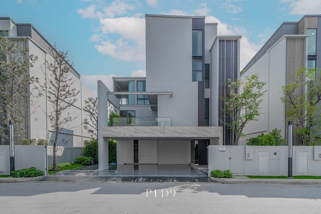 LV53426 ให้เช่า บ้านเดี่ยว 3 ชั้น โครงการบ้าน Vive2 กรุงเทพกรีฑา (หลังโรงเรียน Wellington) ใกล้รถไฟฟ้าสายสีเหลือง สถานีศรีกรีฑา