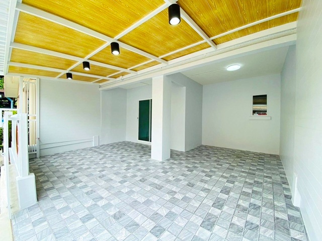 บางปูกอล์ฟ แอนด์ สปอร์ต 1.9กม. แพรกษา-นิคมบางปู ทาวน์เฮ้าส์ 2 ชั้น ใหม่ทั้งหลัง สวย น่าอยู่ 18 ตร.วา.145 ตร.ม. 3นอน 2น้ำ ตลาดนิคมบางปู 800 ม