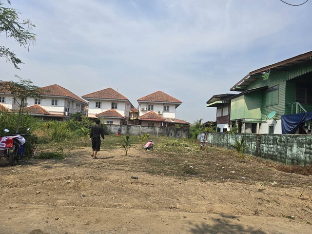 ที่ดิน - 100 SQ.WA 0 NGAN 0 ไร่ 23000 - ใกล้ วัดกู้ มือสอง ที่ดินถมแล้ว