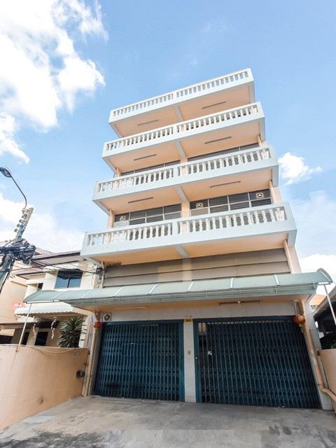 HS 1879 ขายตึกแถวขนาดใหญ่ 6.5 ชั้น ทำเลทอง ประชาราษฎร์บำเพ็ญ ซอย 5 ห้วยขวาง ใกล้ MRT ห้วยขวาง