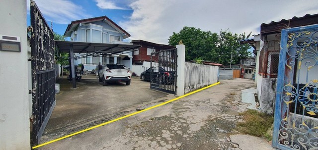 ขายที่ดิน 150 ตรว.ๆละ 100000.- (แถมบ้านเดี่ยว 2 ชั้น) มบ.ผกามาศ ปรีดีย์พนมยงค์ 14 พระโขนง กรุงเทพ