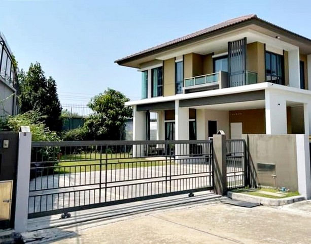 บ้านเดี่ยวแปลงใหญ่  2 ชั้น หมู่บ้าน บุราสิริ ราชพฤกษ์ – 345 หลังริม ( ขายถูกมาก )