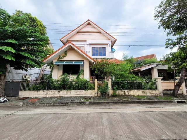 ขายบ้านเดี่ยว โครงการ วรารมย์ เลควิว  บางพลี จังหวัดสมุทรปราการ ราคาโปรโมชั่น ลดพิเศษ