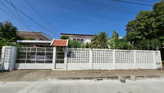 บ้านเดี่ยว 70 ตร.วา เสนานิเวศน์ โครงการ 1 ทำเลดี เชื่อมต่อรถไฟฟ้าหลายสาย