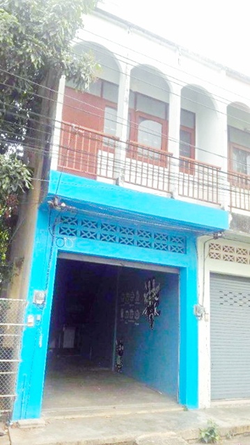 เสรีเซนเตอร์ เนื้อที่ 19 ตร.ว. 150 ตร.ม. รร.ลำปางกัลยาณี 600 ม. ตึกแถวให้เช่าใจกลางเมืองลำปาง  3 นอน 1 น้ำ ใกล้รพ.ลำปาง 1.6 กม.