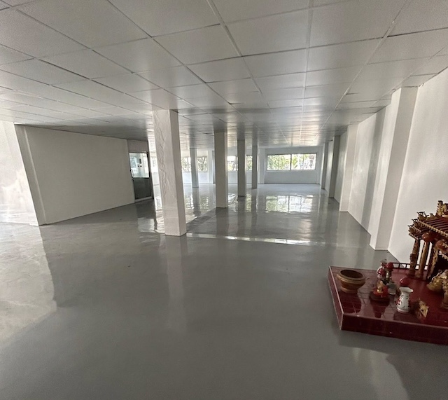 BST1028 ขายและให้เช่าโกดัง 4 ชั้น พระสมุทรเจดีย์ สมุทรปราการ พื้นที่คลังสินค้าขนาดใหญ่ 3000 ตารางเมตร ทำเลโลจิสติกส์