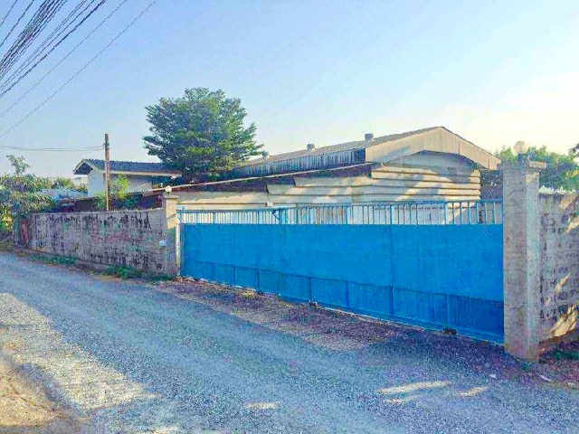 หนองจอก เข้าได้รถบรรทุกใหญ่ 40 ฟุต ให้เช่าโกดัง2ชั้น พร้อมสำนักงาน2ชั้น เกือบ 1ไร่  372ตร.วา ห้องพักพนักงาน 6ห้อง