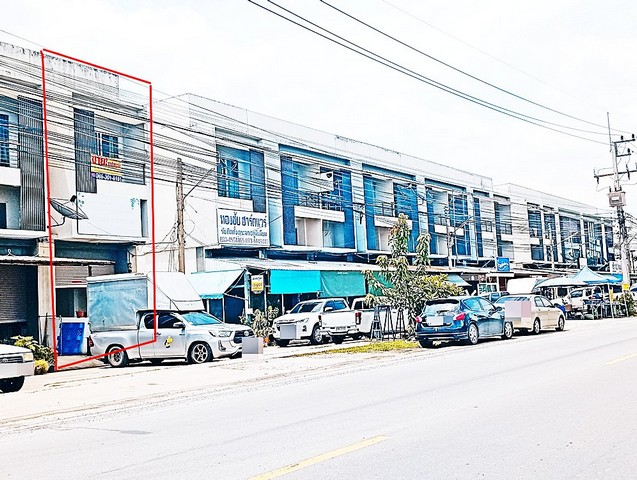 ตึก ตึกแถวค้าขายได้ติดถนนเอราวัณ1 ขนาดเท่ากับ 16 ตารางวา 0 ngan 0 ไร่ 3นอน 1990000 thb ใกล้กับ ตลาดไท ติดถนน ค้าขายได้ วิวคลอง  ราคานี้หาไม่ได้แล้ว ติดถนน ค้าขายได้ ใกล้ตลาดไท ในชุมชน