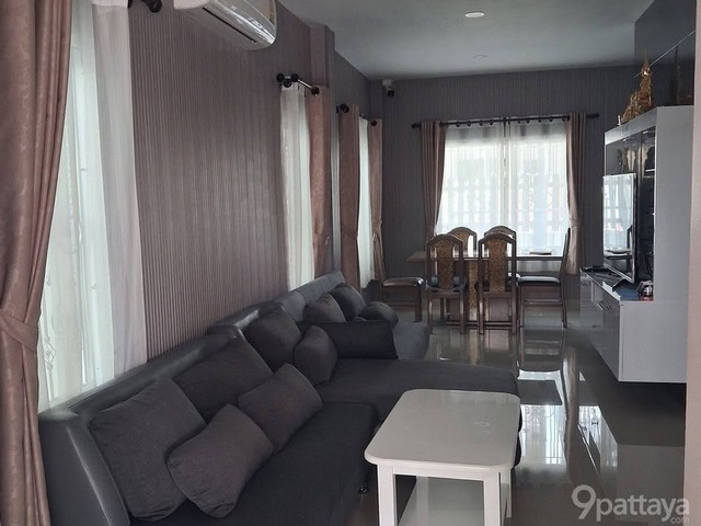 P2163 ให้เช่าบ้านเดี่ยว 2 ชั้น  ซอยวัดบุญกาญจนา – พัทยา ใกล้โซนจอมเทียน ซอยวัดบุญกาญจนา เมืองพัทยา อำเภอบางละมุง จังหวัดชลบุรี