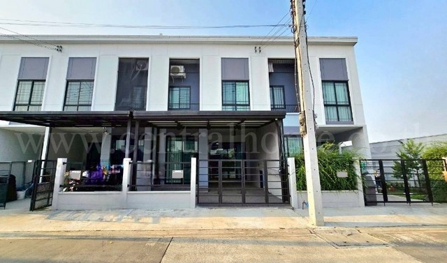 ทาวน์โฮม พลีโน่ รังสิต - ปทุมธานี ราคาถูก พร้อมอยู่ ใกล้ SRT สถานีรังสิต