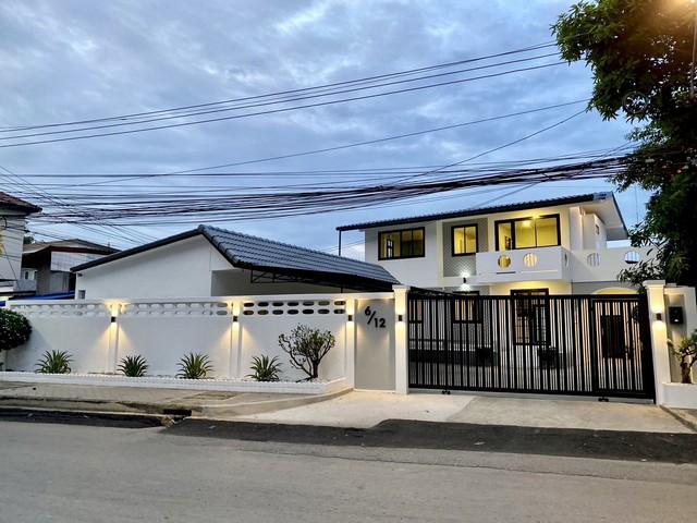 HR 9551 ให้เช่าบ้านเดี่ยว 2 ชั้น 2 หลัง 100 ตารางวา  พระปฐมเจดีย์ เมืองนครปฐม