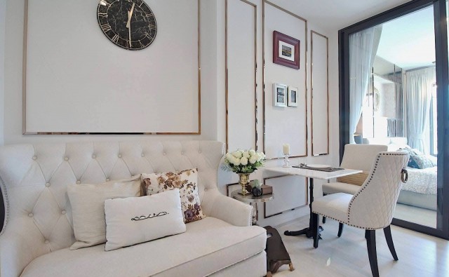 Life One Wireless 11th Floor Luxury Furnished City View Near BTS Ploenchit