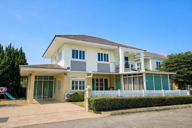 ให้เช่าบ้านเดี่ยว 2 ชั้น สุเทพ ใกล้ มช. 5 นาที  4 ห้องนอน 3 ห้องน้ำ  โครงการชญยล บูเลอวาร์ด 40000 บาท/เดือน