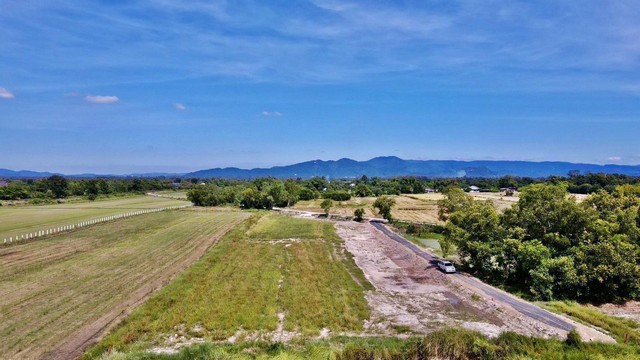 ที่ดิน - ใกล้ จปร เขาใหญ่ วิวเขา ตลาด เซเว่น 480000 บาท  200 ตร.ว. 0 ngan 0 RAI น่าอยู่ วิวเขา ผ่อนได้ น้ำไฟ  ทำบ้านสวน