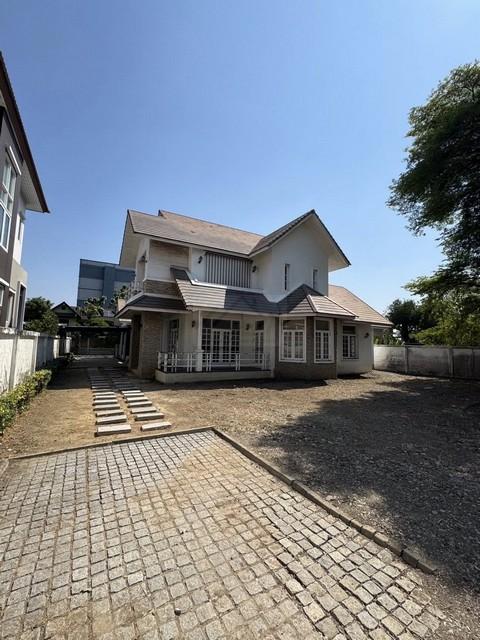 ขายบ้านเดี่ยว 2 ชั้น 216 ตร.ว. ซอยกรุงเทพนนท์ 12 ใกล้รถไฟฟ้าสถานีติวานนท์ ( สายสีม่วง )