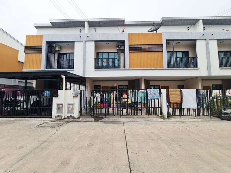ขายทาวน์เฮ้าส์ เรสท์ทาวน์ บางพลี อำเภอ บางพลี สมุทรปราการ