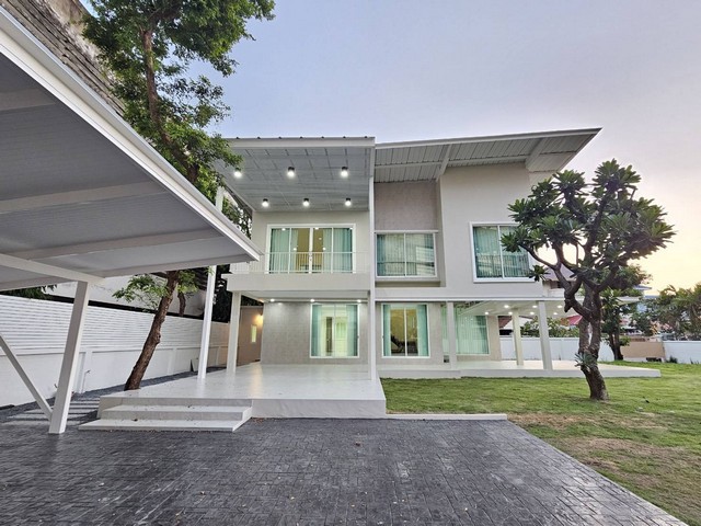บ้านเดี่ยว 2 ชั้น เมืองทองธานี โครงการ 2 พร้อมที่ดินเปล่า กว้างขวาง 310 ตร.วา