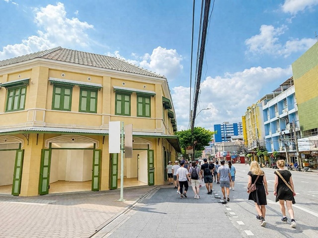 ติดถ.เยาวราช ตลาดสำเพ็ง 900 ม. MRTวัดมังกร 350ม.ติดป้ายรถเมย์ พื้นที่ชั้น1 เท่านั้น 14 ตร.ว. 55ตร.ม คาเฟ่ ห้องน้ำ ใช้ร่วมกัน