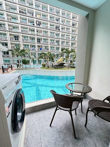 ดุสิต แกรนด์ 2 | ให้เช่า   วิว: วิวสระว่ายน้ำ   เฟอร์นิเจอร์ครบครัน