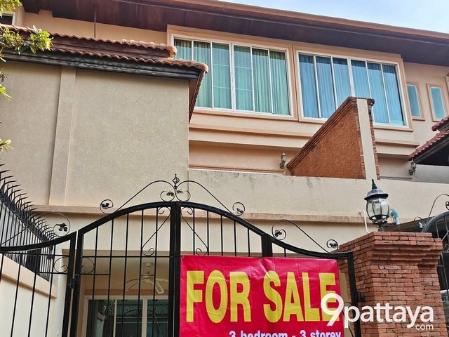 P2202 ขาย ทาวน์เฮ้าส์ 2 ชั้น Townhouse 3 ห้องนอน Pratumnak Hill (Cozy Beach)