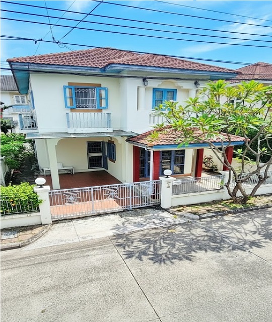 สุคนธสวัสดิ์28-36 เดอะวอล์ค เกษตรนวมินทร์ 450ม. บ้าน 2 ชั้น  37 ตร.วา.148 ตร.ม. พร้อมเฟอร์ฯ  3 นอน 2 น้ำ รพ.นวเวช 3.1 กม.