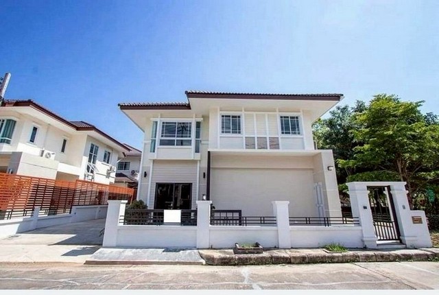 บ้านเดี่ยว 2 ชั้น เฟอร์นิเจอร์ครบ ทำเลคุณภาพ ท่าศาลา