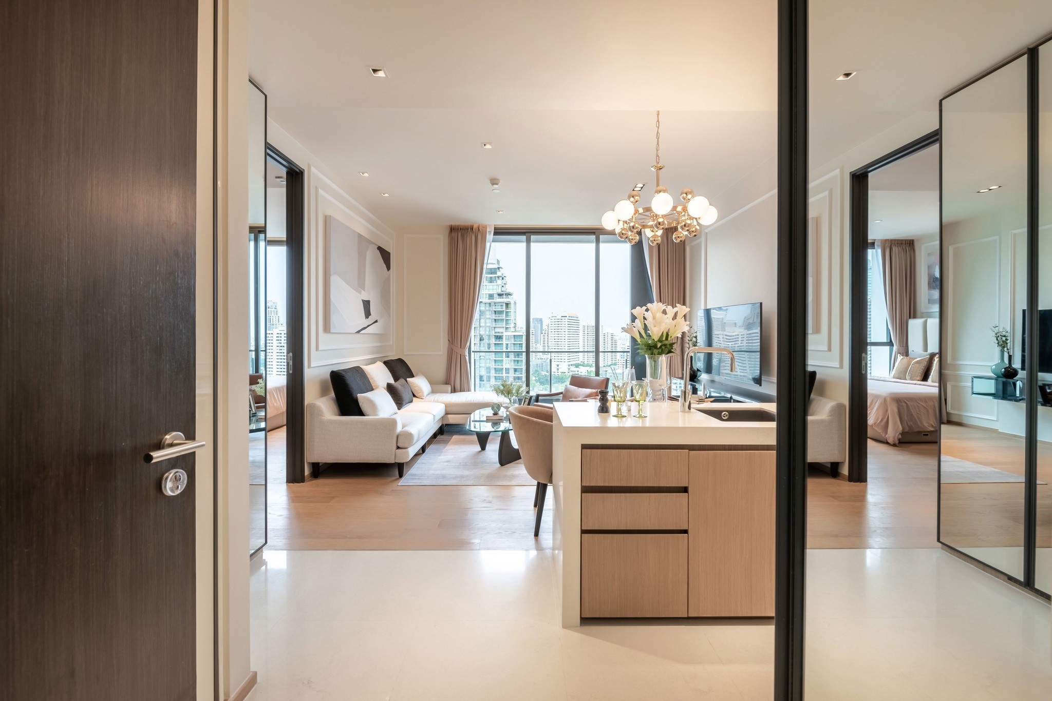 Beatniq Sukhumvit 32 Spacious safe clean 19th floor BTS Thonglor