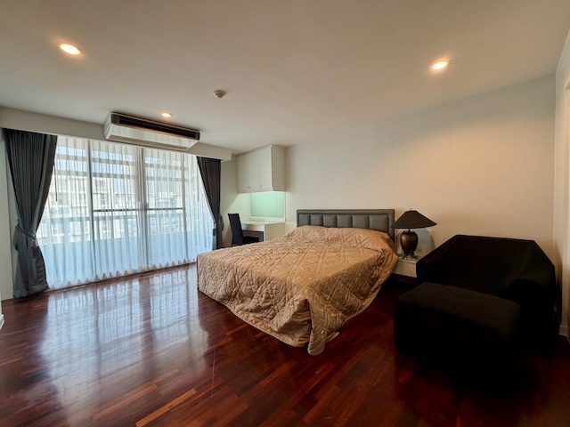 BH3961 ให้เช่าคอนโด บ้านจันทร์ ทองหล่อ-เอกมัย ห้องใหญ่ 48 ตร.ม. รีโนเวทใหม่ ใกล้ BTS ทองหล่อ Fully Furnished พร้อมอยู่
