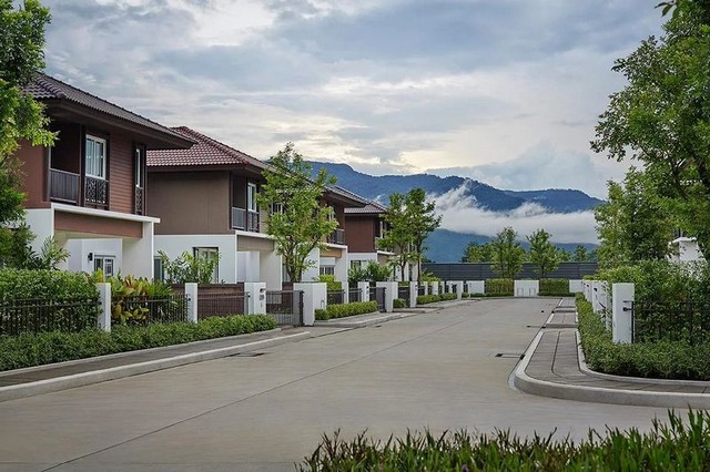 บ้านเดี่ยว 2 ชั้น ฟอร์นิเจอร์ครบ #หิ้วกระเป๋าพร้อมเข้าอยู่ สันผีเสื้อ