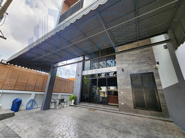 ให้เช่าโฮมออฟฟิศหรู 3 ชั้นครึ่ง หลังมุม 300 ตรม. ลาดพร้าว–วังหิน เฟอร์นิเจอร์ครบ (ใหม่) พร้อมอยู่ ใกล้โรงพยาบาลเปาโลโชคชัย 4