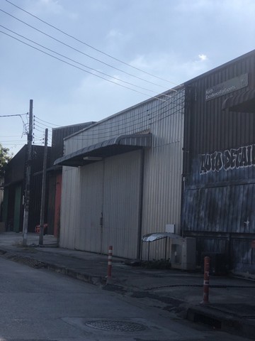 ให้เช่าโกดัง ซอยลาดพร้าว91  ขนาด 170ตรม. ใกล้ รถไฟฟ้าสายสีเหลืองมหาดไท