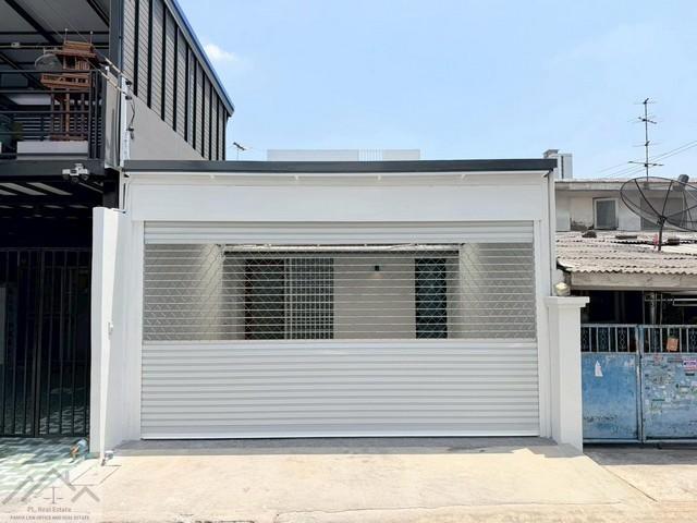 ขายทาวน์เฮาส์ 1.5 ชั้น 25 ตร.ว. ซอยงามวงศ์วาน 35 ใกล้เดอะมอลล์ งามวงศ์วาน (รีโนเวทใหม่)