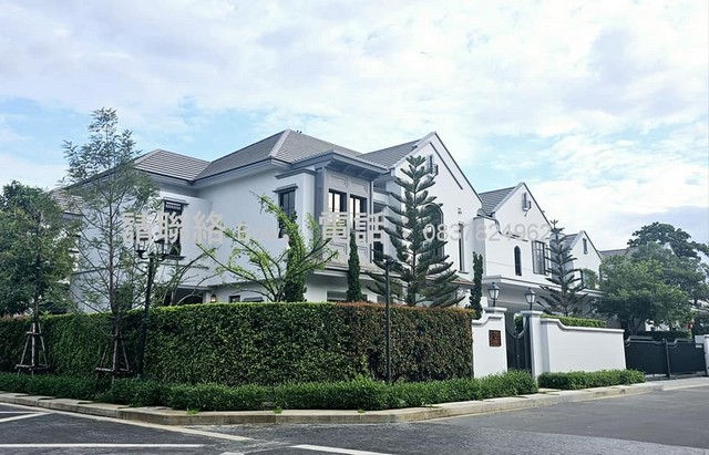 ให้เช่า บ้านหรู Nantawan พระราม9 กรุงเทพกรีฑาตัดใหม่ โครงการใหม่ Near Wellington International School