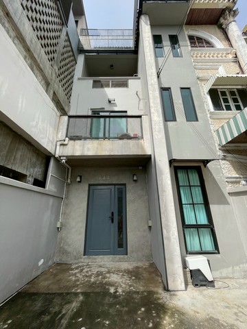 ขายทาวน์โฮม3ชั้น31.6 ตร.ม.ย่านลาดพร้าวบางกะปิรามคำแหงซอยลาดพร้าว124ใกล้MRTมหาดไทยท่าเรือมหาดไทย