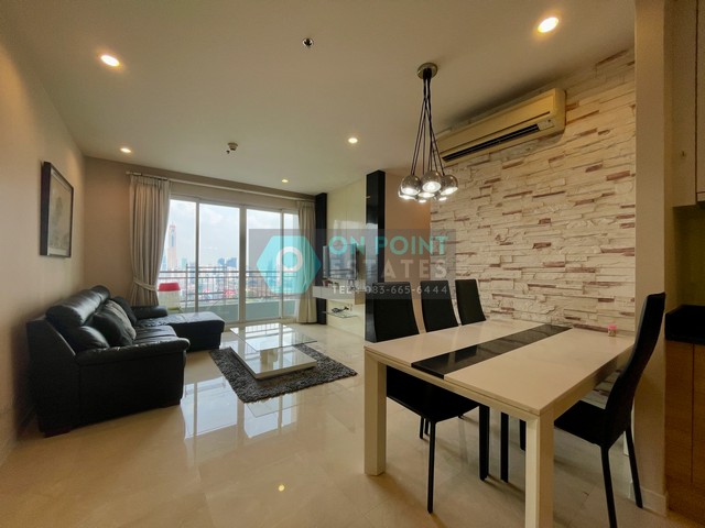 Circle Condominium 2 Bedroom 2 Bathroom for Rent  43000 Baht (A1295)