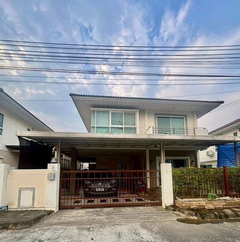 บ้านเดี่ยว 2 ชั้น สภาพกริ๊บเหมือนบ้านใหม่ ทำเลดี มีโชค