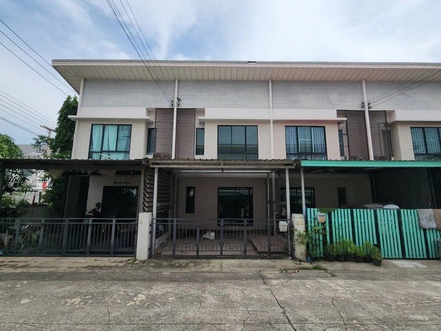 ขาย ทาวน์เฮ้าส์ โมดิวิลล่า-ลาดกระบัง ถนน เทพราช-ลาดกระบัง เมืองฉะเชิงเทรา