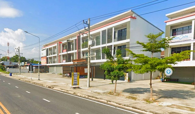 สนามบินอู่ตะเภา 5กมใกล้นิคมมาบตาพุด 8.6กม.บ้านฉาง พลา ถ.บูรพาพัฒน์ 800ม.ให้เช่าอาคารพาณิชย์ 3ชั้น 15ตร.ว. 175 ตร.ม