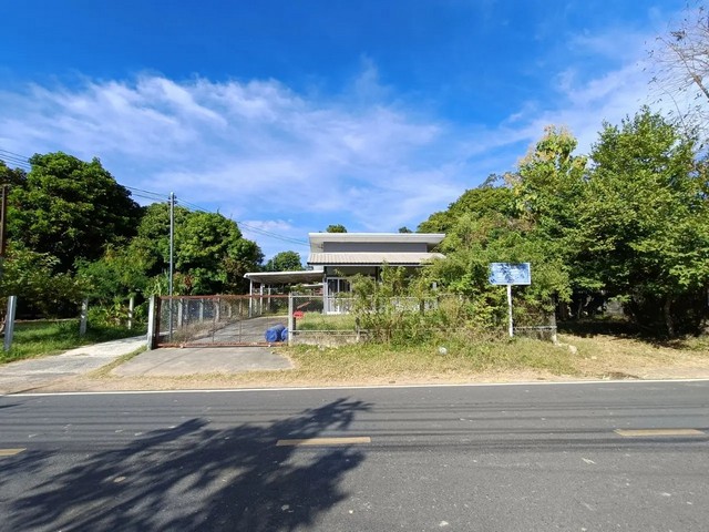 ขาย บ้านเดี่ยว อุบลราชธานี  ห่างจาก ศาลากลางจังหวัดอุบลราชธานี 3.00 กม.