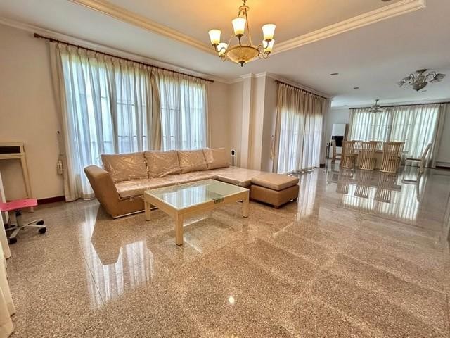 ให้เช่า บ้านเดี่ยว ย่านลาซาล หมู่บ้านสิทธารมย์ รีเจ้นท์ ศรีนครินทร์