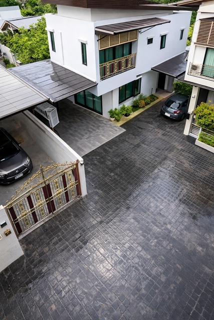 บ้านเดี่ยว 3ชั้น 4 นอนเลียบทางรถไฟ บรมราชชนี ฉิมพลี   4 น้ำ ถ.ชักพระ  ใกล้สน.ตลิ่งชัน 500 ม.71ตร.วา. 280 ตร.ม. ตลาดน้ำตลิ่งชัน 900ม.