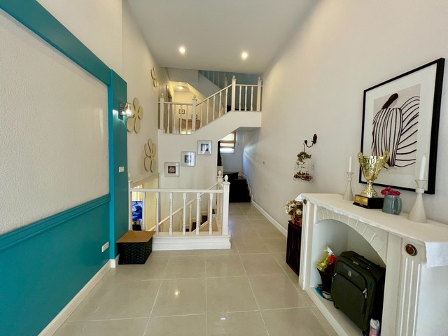 P1925 ให้เช่า คริสตัล วิลล์ Townhome Crystal Ville โครงการอยู่หลังเซ็นทรัลอีสต์วิลล์ติดทางด่วน เอกมัยรามอินทรา ซอยประดิษฐ์มนูธรรม 19