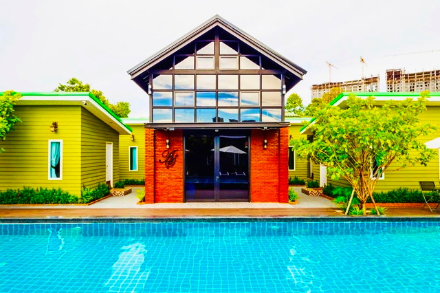 รีสอร์ทพร้อมดำเนินกิจการ ใกล้ หาดจอมเทียน 1.25 กม.รีสอร์ท 36 ห้อง อันเดอร์ วอเตอร์ เวิลด์ พัทยา 2 กม. ทำเลหนองปรือ บางละมุง