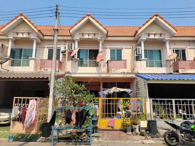 ขายทาวน์เฮ้าส์  หมู่บ้านบ้านทัศนีย์ ถนน ถ.ราชพฤกษ์ ปทุมธานี