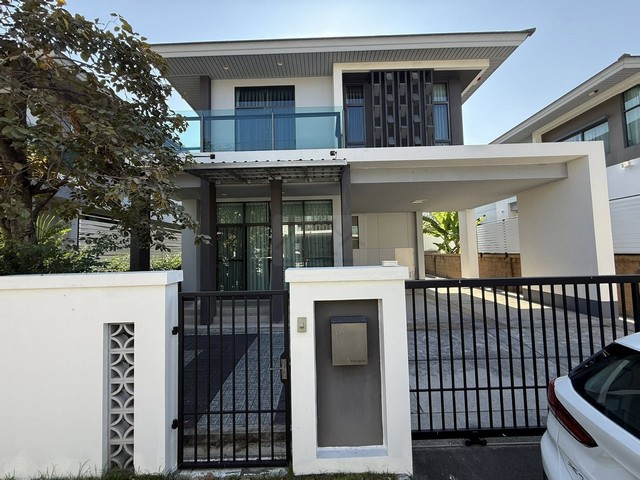 ให้เช่าบ้านเดี่ยวหรู 2 ชั้น 4 ห้องนอน หมู่บ้านเศรษฐสิริ พัฒนาการ ถนนพัฒนาการ-อ่อนนุช (ตัดใหม่)