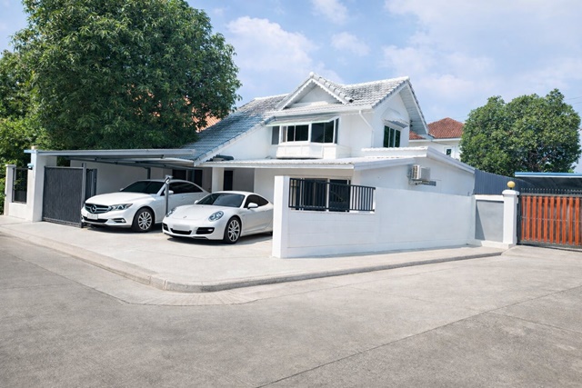 ทะเลสาบ 65ตร.วา 265 ตร.ม.ให้เช่าบ้านเดี่ยว 2 ชั้น ใกล้ MRT สัมมากร 1กม.หัวมุม 3-4นอน 3น้ำ รายล้อมโรงพยาบาลเกษมราษฏร์