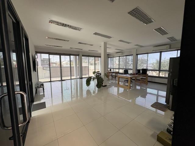 P2100 ขาย ให้เช่า โรงงาน พร้อมออฟฟิศ 581 ตรว. ทำเลทอง นราภิรมย์ บางเลน Modern สภาพใหม่ ใกล้นิคมขนส่งศาลายา 1 และ 2 นครปฐม