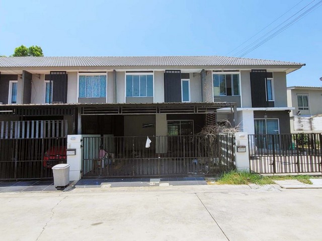 ขายทาวน์เฮ้าส์  หมู่บ้านพฤกษาไลท์ ล็อก รัตนาธิเบศร์  ซอยวัดเสาธง นนทบุรี