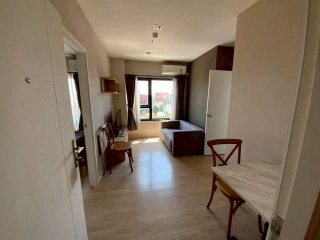 คอนโด รีโนเวทใหม่ วิวภูเขา ทำเลทอง Escent Condo Chiang Mai
